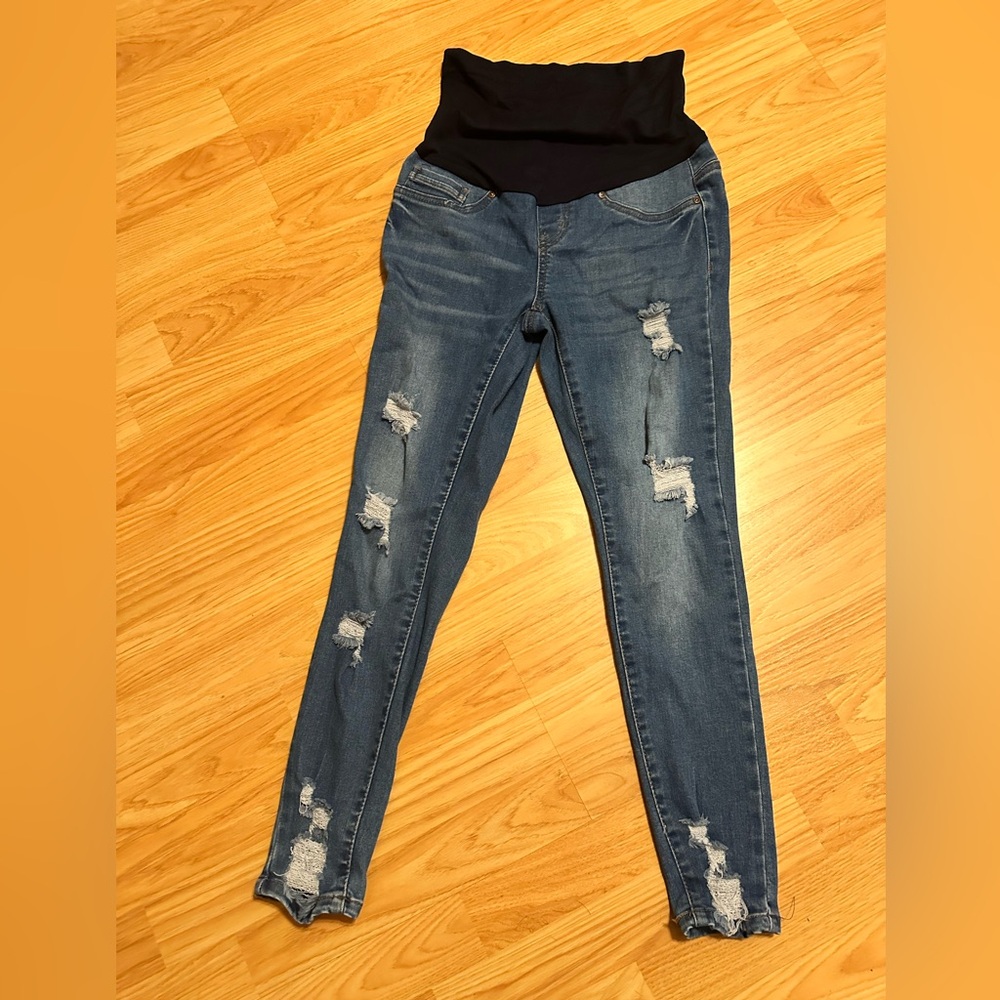 Skinny Blue Distressed Denim Maternity with Edgy Appeal